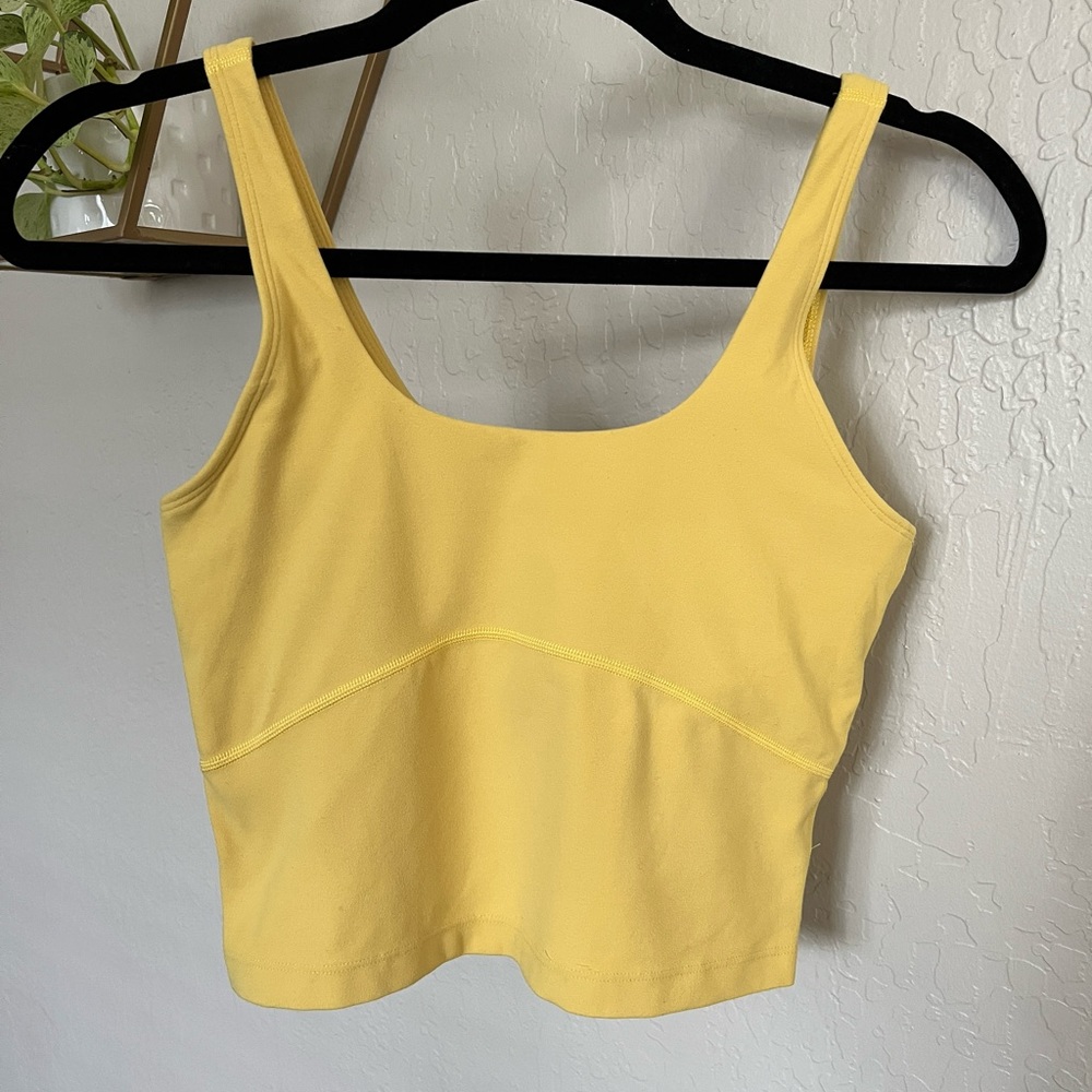 Aritzia TNA sports tank